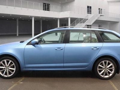 Used Skoda Octavia Elegance 2014 Blue Hatchback