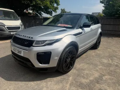 Used Land Rover Range Rover evoque HSE Dynamic 2017 Silver Estate