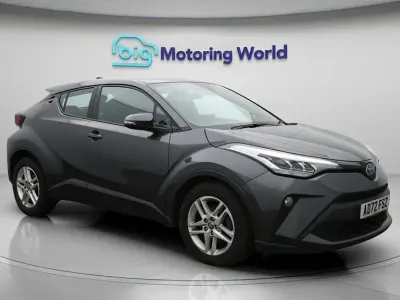 Usado Toyota C-HR 122 HP (89 kW) 2023 Cinzento SUV