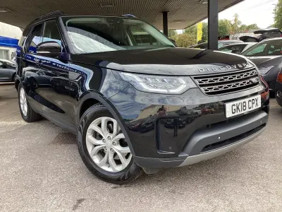Used Land Rover Discovery 5 SE 2018 Black SUV