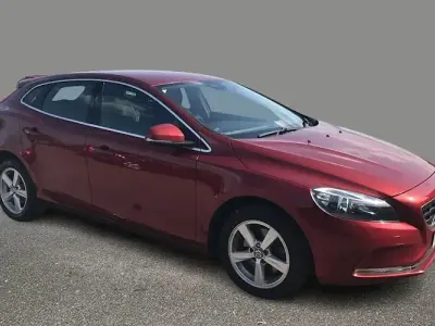 Used Volvo V40 SE 122 HP (89 kW) 2015 Hatchback