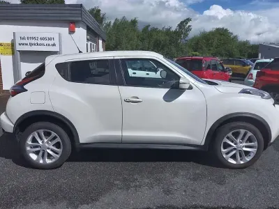 Used Nissan Juke N-Connecta 110 HP (80 kW) 2016 White SUV