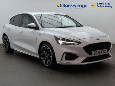 Used Ford Focus ST-Line X 120 HP (88 kW) 2021 White Hatchback