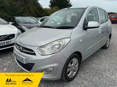 Used Hyundai i10 Active 85 HP (62 kW) 2013 Silver Hatchback