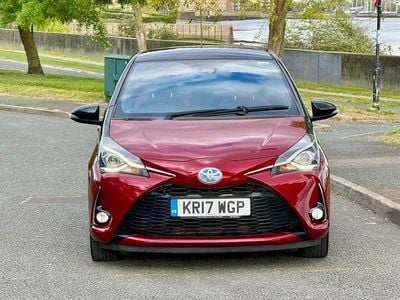 Used Toyota Yaris Hybrid 2017 Red Hatchback