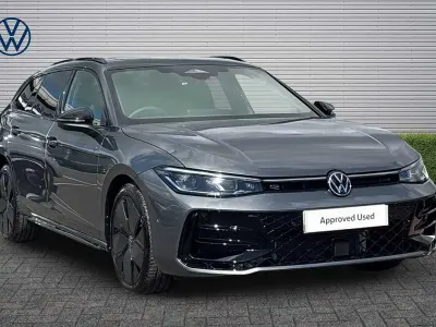 Ny VW Passat Black Edition 204 HK (150 kW) 2026 Grå Kombi