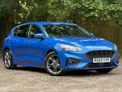 Used Ford Focus ST-Line 125 HP (91 kW) 2019 Blue Hatchback