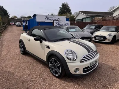 Begagnad Mini Cooper Cabriolet 122 HK (89 kW) 2013 Vit Cab
