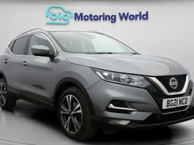 Used Nissan Qashqai N-Connecta 160 HP (117 kW) 2021 Grey SUV