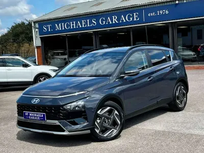 Used Hyundai Bayon Premium 100 HP (73 kW) 2024 Grey SUV