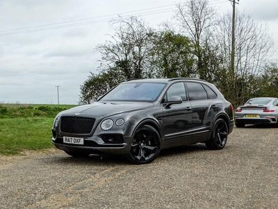 Used Bentley Bentayga 435 HP (319 kW) 2017 Grey SUV
