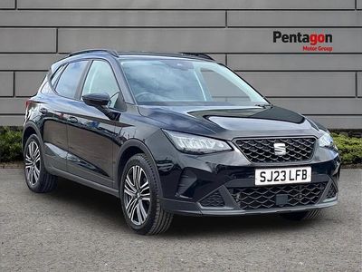 Begagnad Seat Arona SE 108 HK (79 kW) 2023 Svart SUV