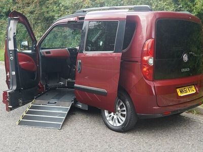 used Fiat Doblò 4 Seat + 1 Passenger Up Front Auto Wheelchair Accessible Vehicle with Acces