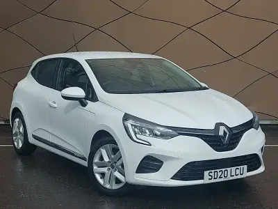 Used Renault Clio V Play 72 HP (52 kW) 2020 White Hatchback