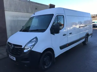 Used Vauxhall Movano S 165 HP (121 kW) 2020 White MPV