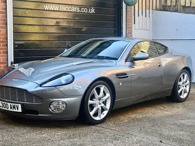 Used Aston Martin Vanquish 460 HP (338 kW) 2004 Silver Coupe