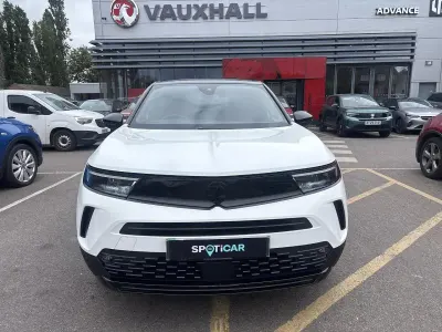 Używany Vauxhall Mokka SRi 98 kW (134 KM) 2022 Biały SUV