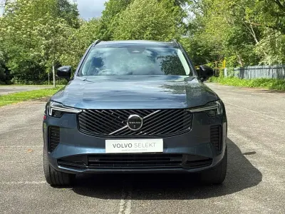 Usado Volvo XC90 Plus 455 CV (334 kW) 2025 Azul SUV