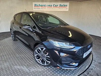 Begagnad Ford Fiesta ST-Line X 100 HK (73 kW) 2023 Svart Halvkombi