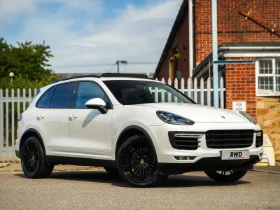Used Porsche Cayenne Turbo 2015 White SUV