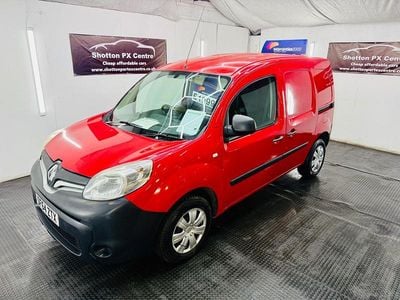 Used Renault Kangoo 75 HP (55 kW) 2014 Red MPV