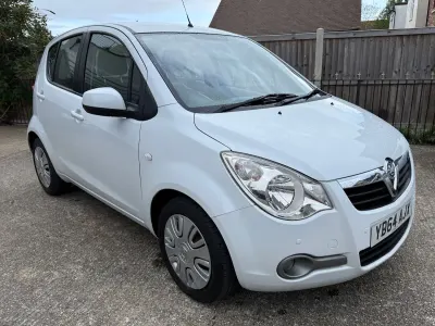 Used Vauxhall Agila S 68 HP (50 kW) 2014 White MPV