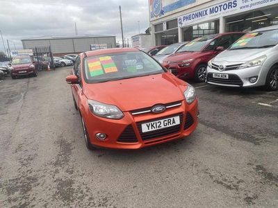 Używany Ford Focus Zetec 2012 Czerwony Hatchback