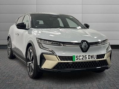 Used Renault Megane E-Tech Iconic 159 kW (217 HP) 2025 Twotone metallic  ceramic grey with diamond blac  Hatchback