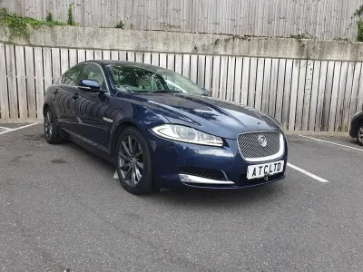 Usado Jaguar XF Premium Luxury 2012 Azul Sedan