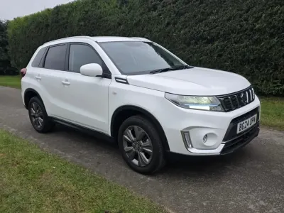 Used Suzuki Vitara SZ-T 116 HP (85 kW) 2024 White Hatchback