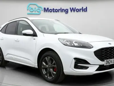 Used Ford Kuga ST-Line 224 HP (164 kW) 2023 White SUV
