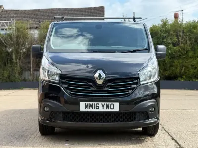 Usado Renault Trafic 2016 Preto Monovolume