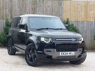 Used Land Rover Defender Dynamic 300 HP (220 kW) 2024 Black SUV