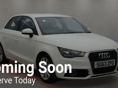 Used Audi A1 Sportback Sport 105 HP (77 kW) 2013 White Hatchback