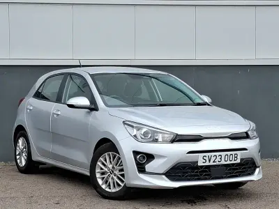 Used Kia Rio 83 HP (61 kW) 2023 Silver Hatchback