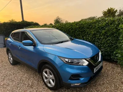 Used Nissan Qashqai Acenta Premium 2019 Blue SUV