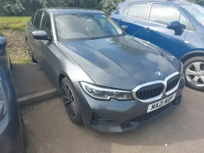 Usado BMW 320 Sport Line 184 CV (135 kW) 2021 Gris Berlina