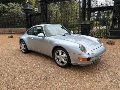 Porsche 911 Carrera 4
