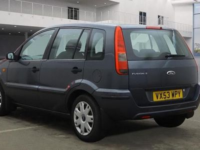 Used Ford Fusion 2004 Grey Hatchback