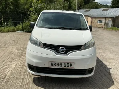 Used Nissan NV200 Tekna 2017 White MPV