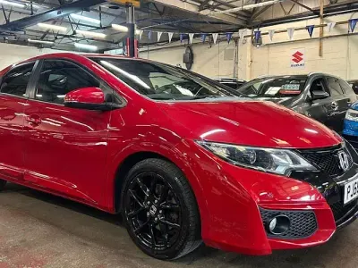 Begagnad Honda Civic Sport 120 HK (88 kW) 2016 Röd Halvkombi