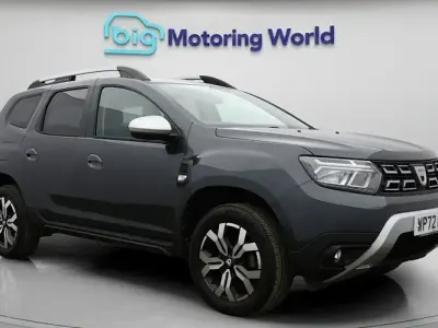Begagnad Dacia Duster Prestige 150 HK (110 kW) 2022 Grå SUV