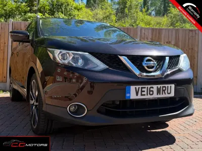 Begagnad Nissan Qashqai Tekna 2016 Svart SUV