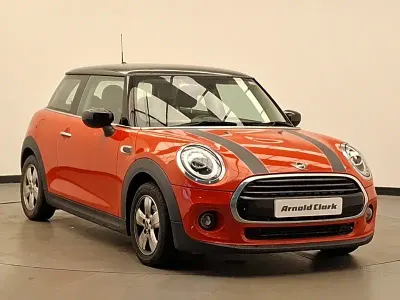 Used Mini Cooper Classic 136 HP (100 kW) 2020 Orange Hatchback