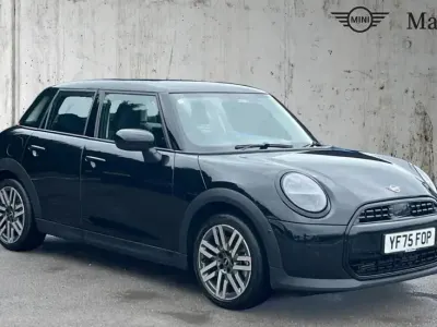 Used Mini Cooper Hatch 113 kW (154 HP) 2025 Black Hatchback