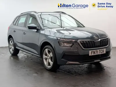 Usado Skoda Kamiq SE 115 HP (84 kW) 2021 Cinzento SUV
