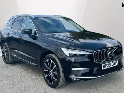 Begagnad Volvo XC60 Ultra 250 HK (183 kW) 2025 Svart SUV