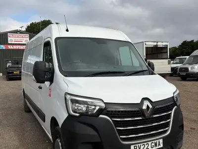 Used Renault Master Business 150 HP (110 kW) 2022 White MPV