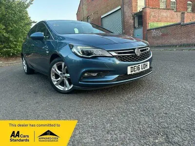 Used Vauxhall Astra SRi 2016 Blue Hatchback