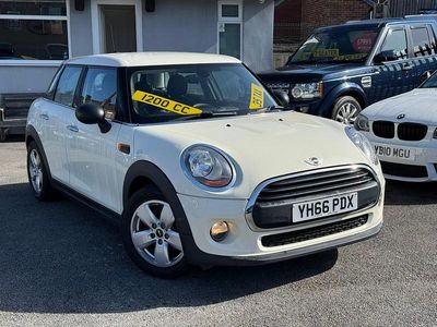 Used Mini ONE Hatch 102 HP (75 kW) 2016 White Hatchback